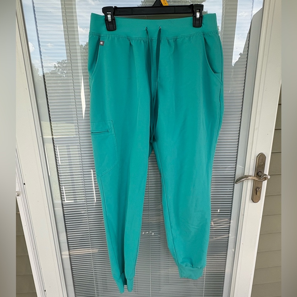 Aqua/Oasis women's fig joggers
